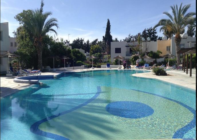 Paphos Studios Exterior photo