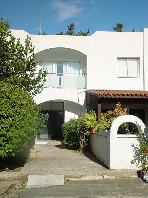 Paphos Studios Exterior photo